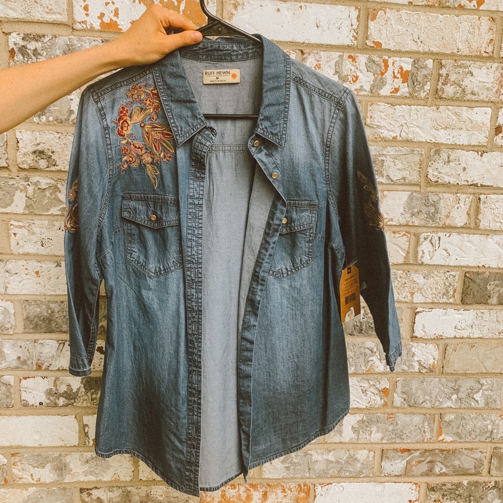 Ruff Hewn Embroidered Button Down